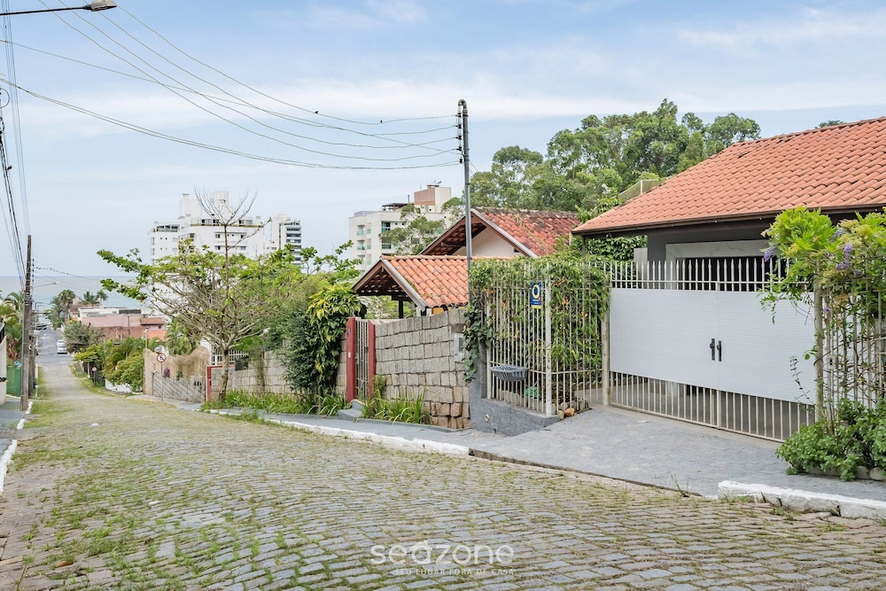 PSN - Apartments Close to Cabecudas Beach