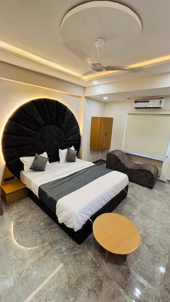 Hotel kings villa
