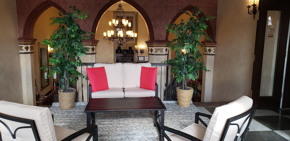 lounge