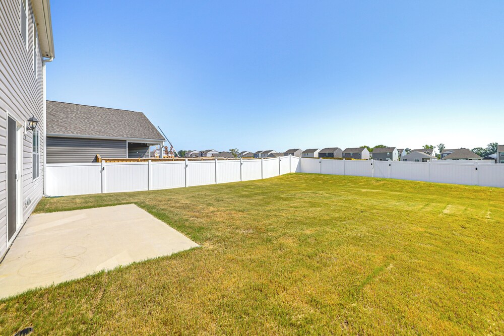 Pool Access, 2 Mi to Main St: Fountain Inn Home!