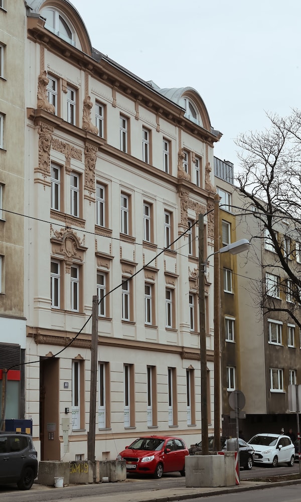4 Beds and More Vienna Apartments