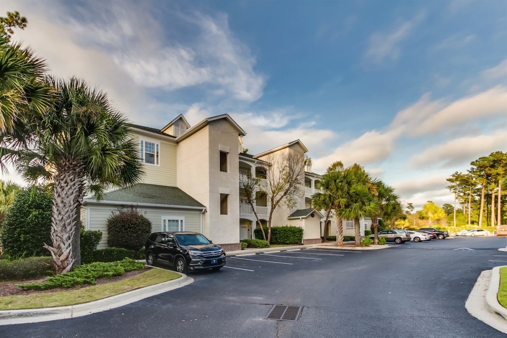 World Tour Golf Links Condos by Escape view 3