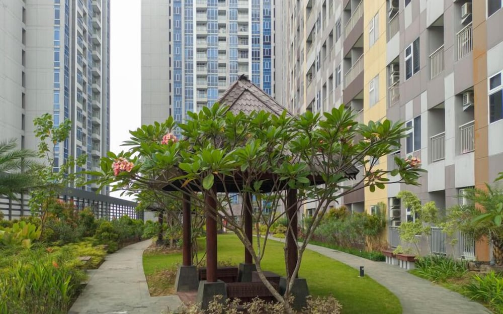 Comfort And Homey 2Br At Podomoro City Deli Medan Apartment