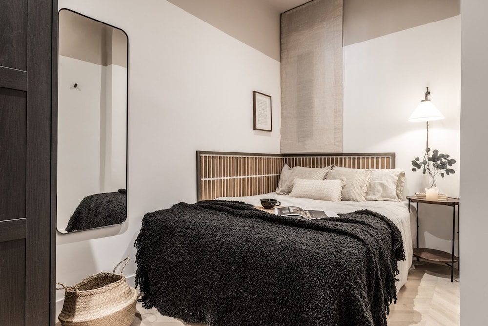 Iruela - 3 Bedrooms and Office in Trafalgar