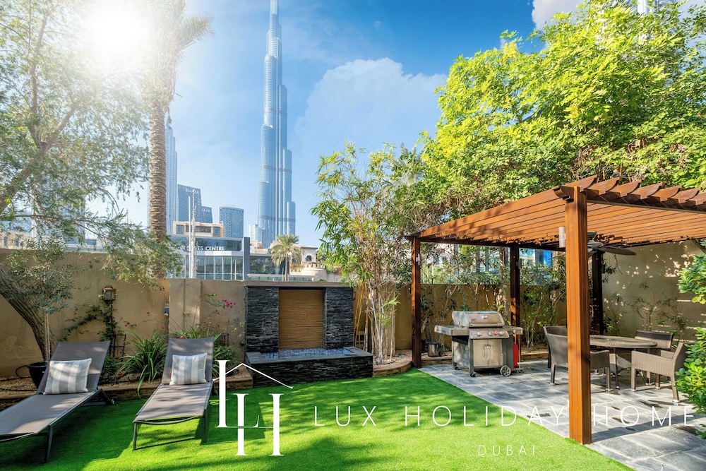 LUX The Burj Khalifa View Garden Suite