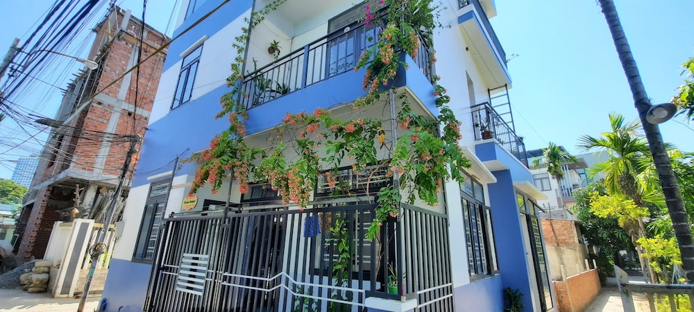 Sena Home view 5