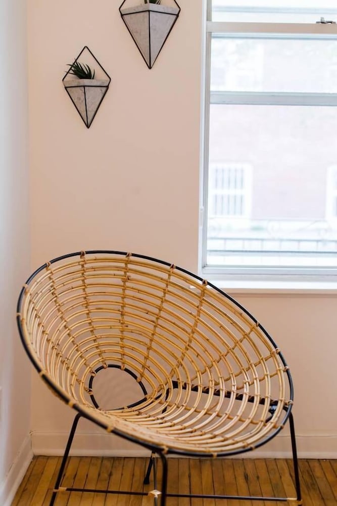 Live Like a Local in Le Plateau view 4