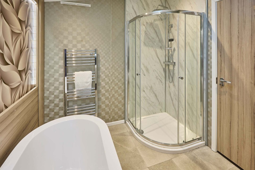Host Stay Whistler Deluxe Lodge
