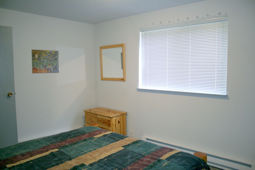 Glacier Springs Cabin #39 - New Modern-rustic Cabin With Air Conditioning! view 4