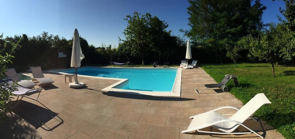 Agriturismo Borgo Tecla