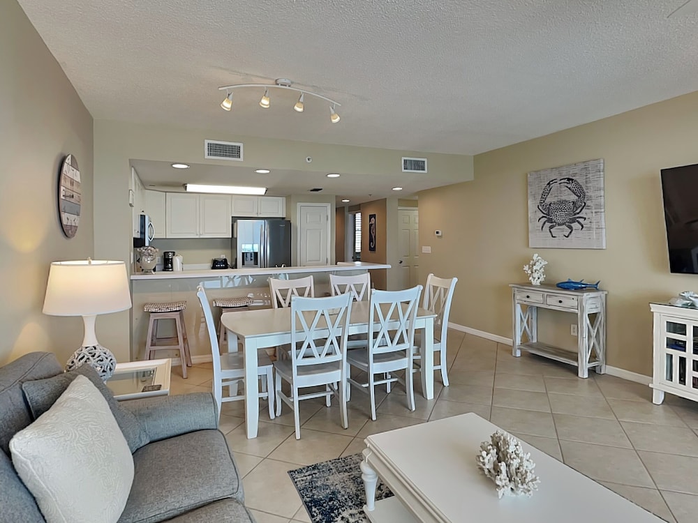 Emerald Key #602 by Southern Vacation Rentals