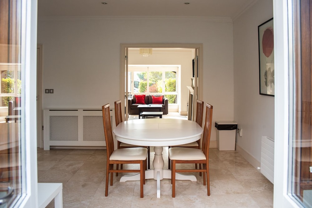 Kelston Townhouse Foxrock