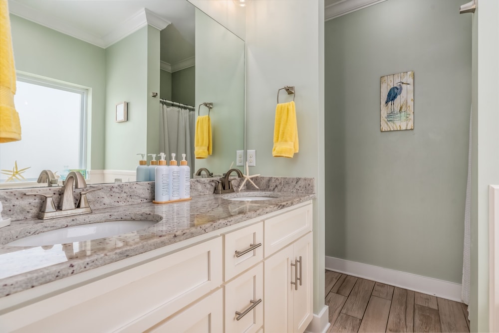 Still Waters - 2415 Bienville Blvd 4 Bedroom Home