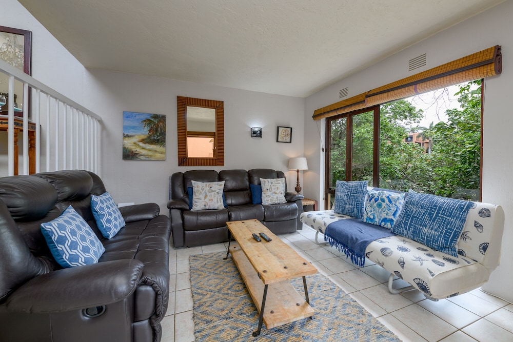 San Lameer Villa Rentals 3114