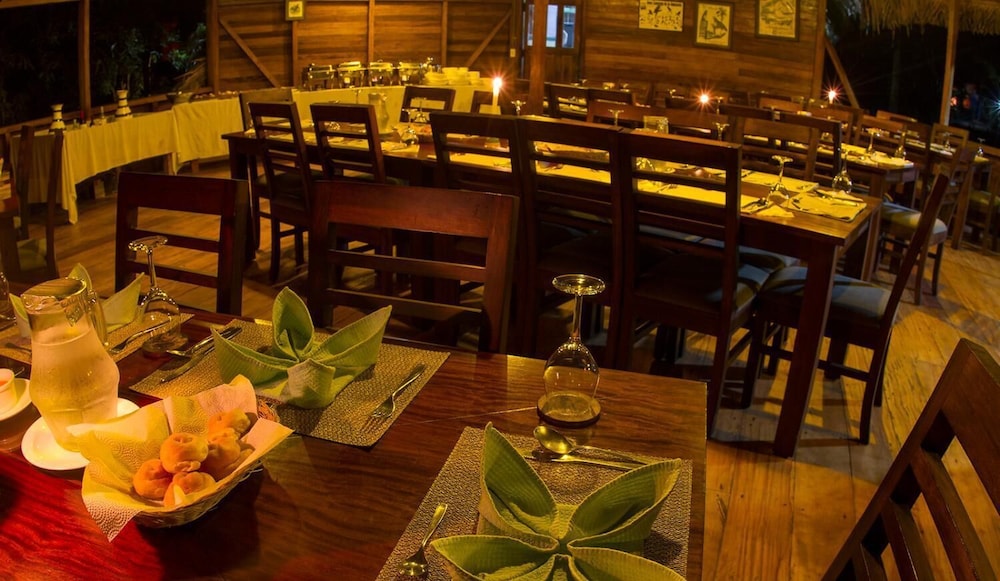 Sani Lodge