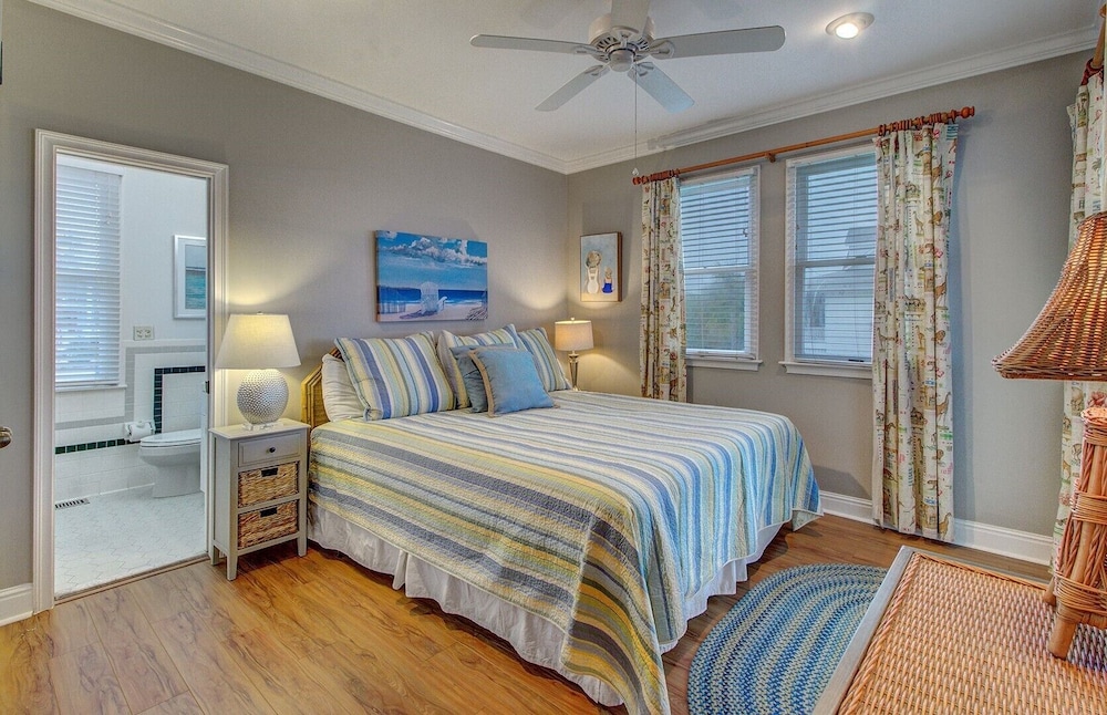 502 Ocean Blvd by Avantstay Beachfront w/ Pool & Ocean Views! view 4