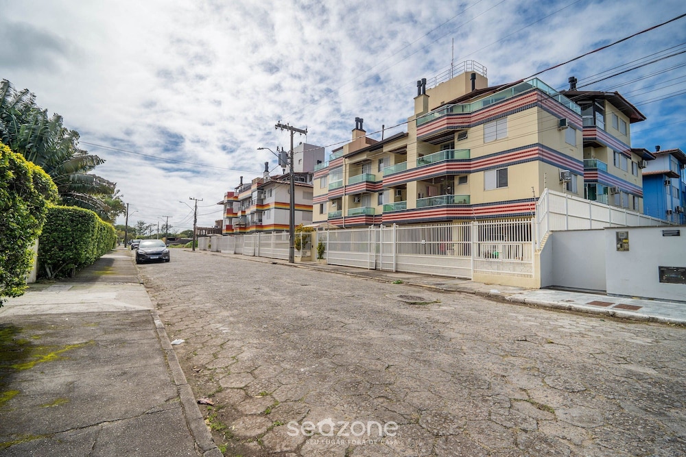 Apt w/ Balcony & BBQ 450m From the sea Reh0203