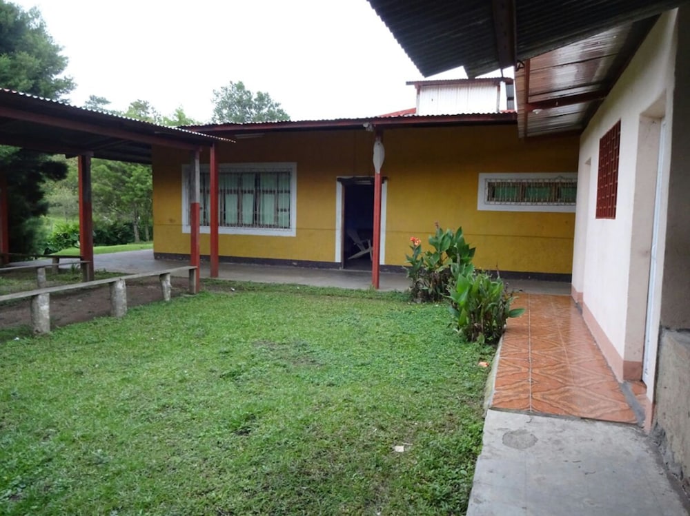Ecoalbergue Canta Gallo