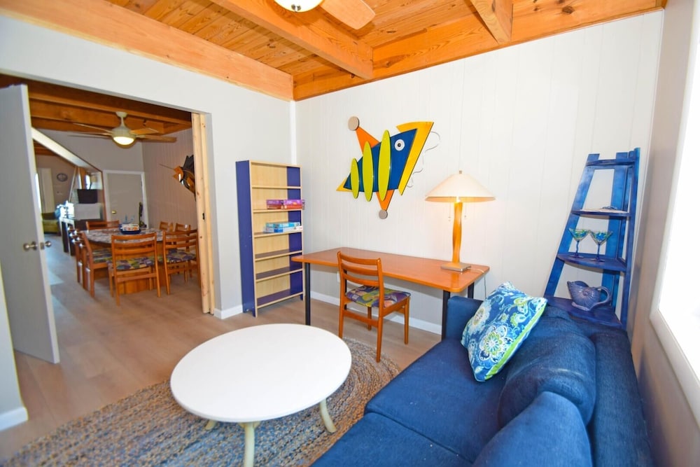Sea Edge 3 3 Bedroom Townhouse by RedAwning view 5
