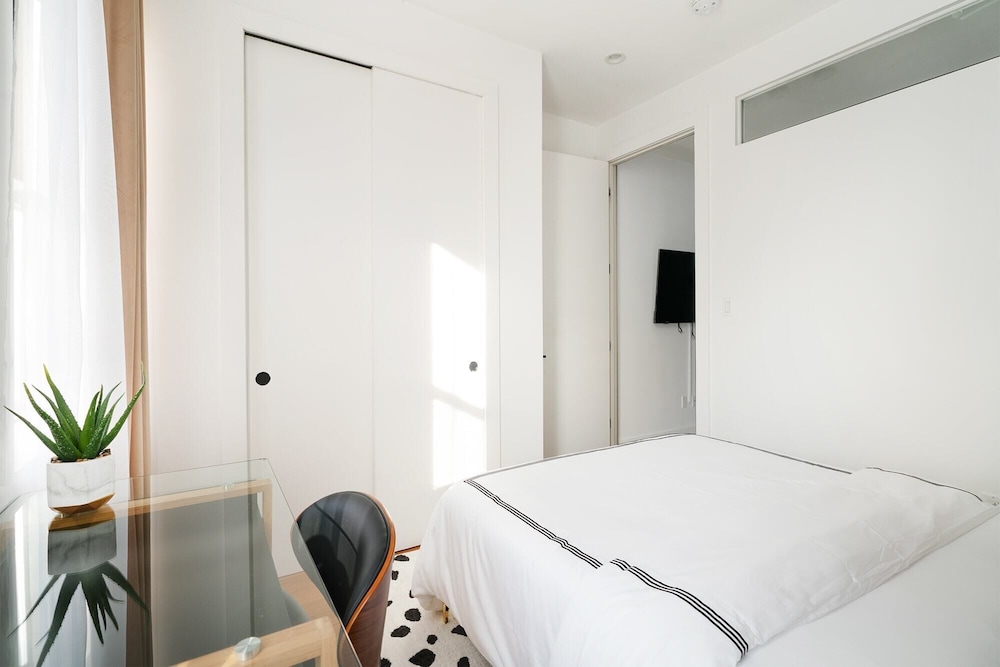 1288 UES Apartments