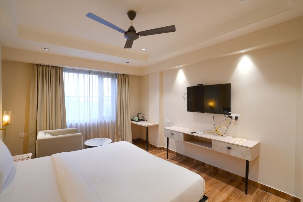 Hotel Square 36