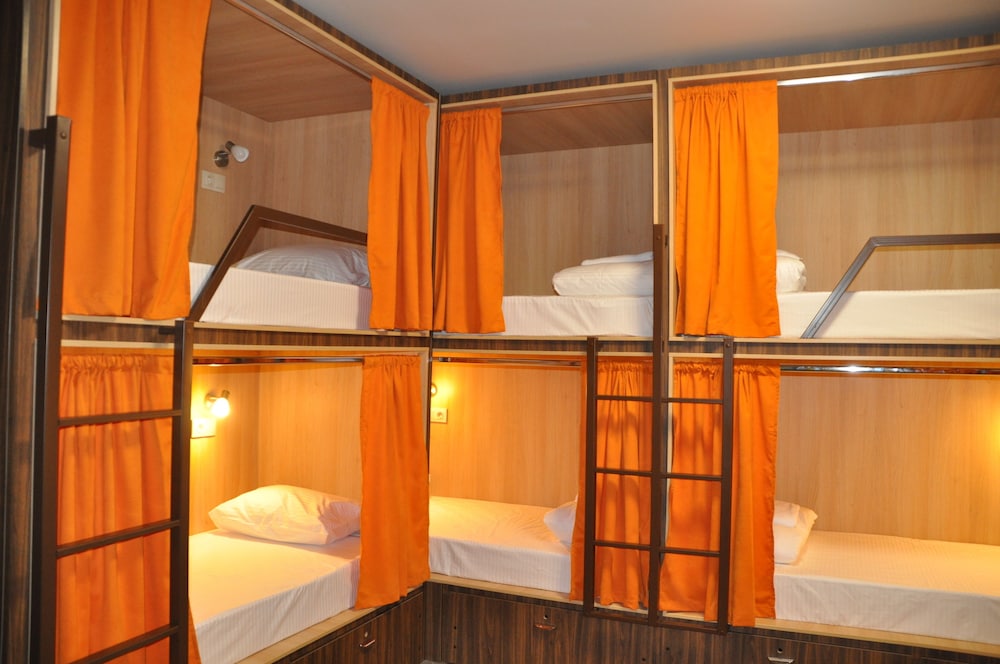 Pikasso - Hostel