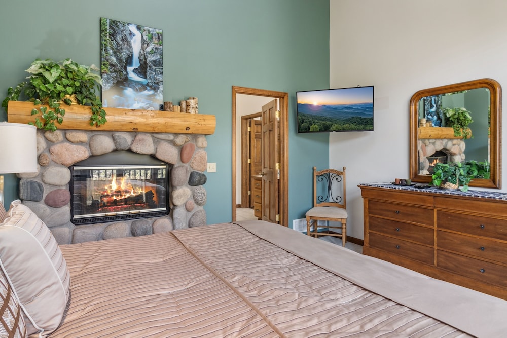 Cascade Mountain Home By Estes Park Homes 6 Bedroom Home