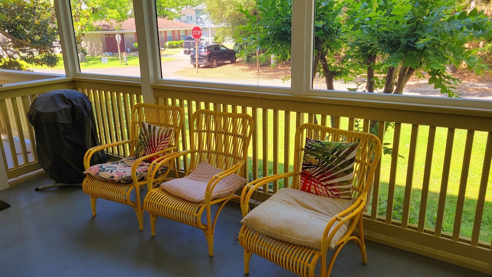 Old Magnolia House by Tybee Vacation Rentals