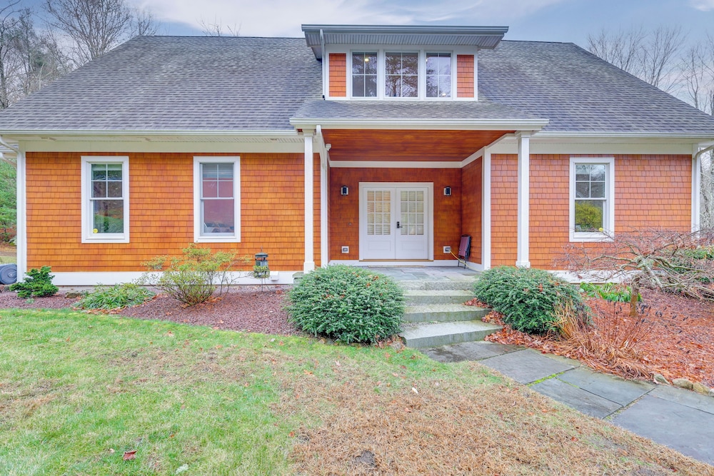 Secluded Family Home Near Hiking in Voluntown!