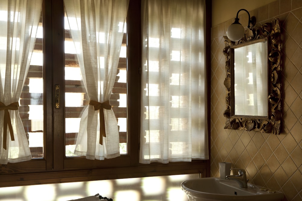 Agriturismo FATTORIA ROZZALUPI