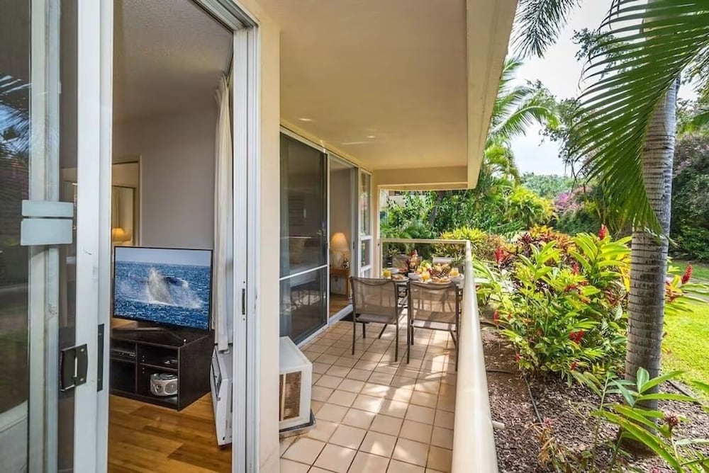 Signature Residences at Maui Banyan