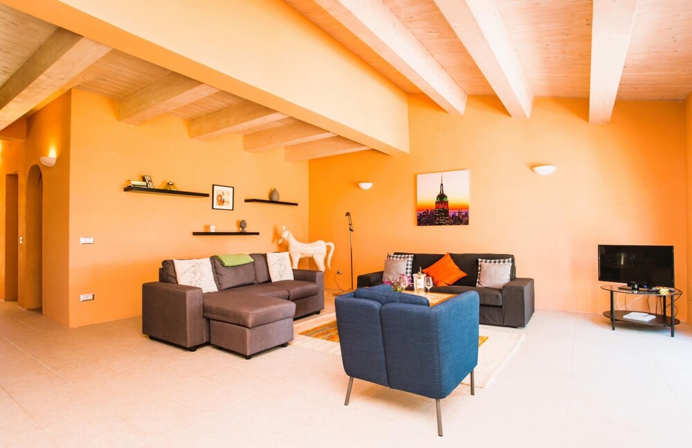 Two-story Luxury in Siena Resort at Peach view 2