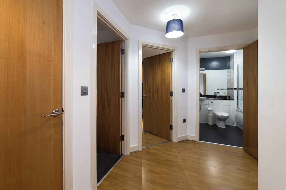 1 Bed Apartment 7, B1 ,By Comfort Zone