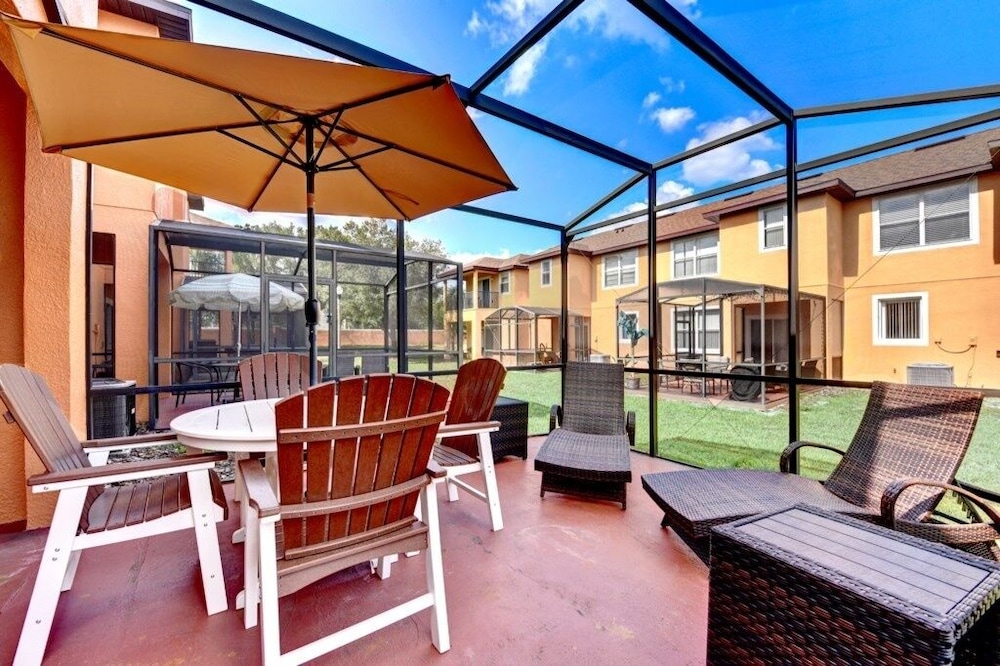 Relaxing Townhome In Regal Oaks Resort By Old Town 3 Bedroom Townhouse