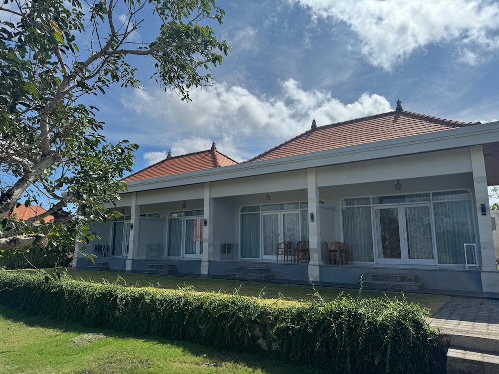 Octa House