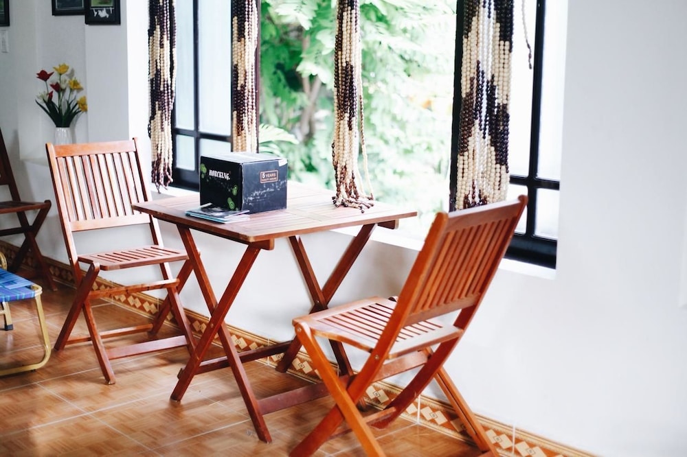 Sake Homestay
