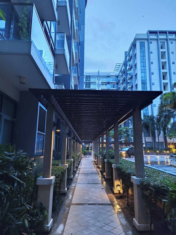 Affordable Condoatel Hotel