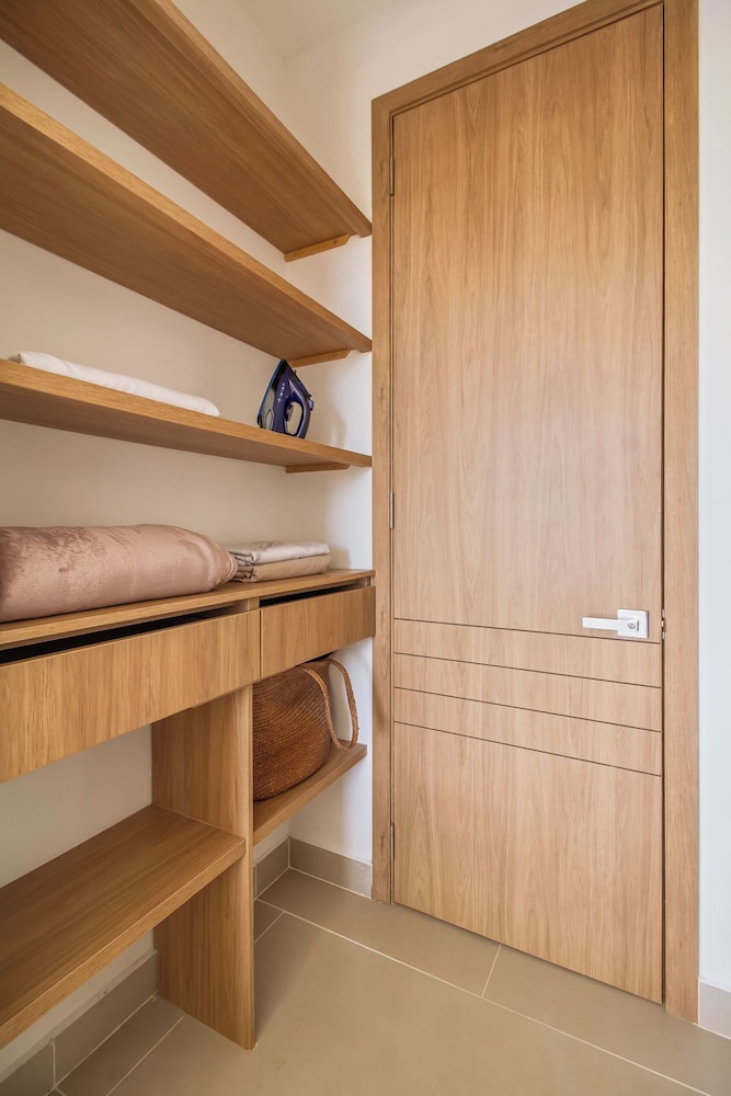 Baia Kristal Cartagena By HostPro