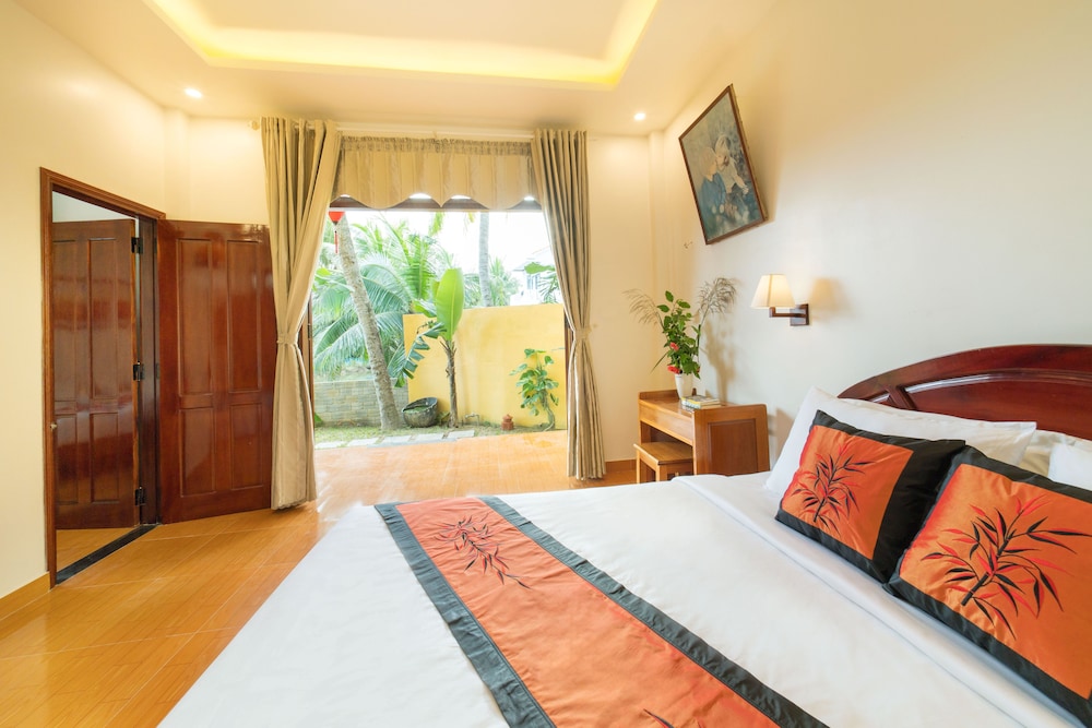 Lakeview Villa Homestay Hoi An