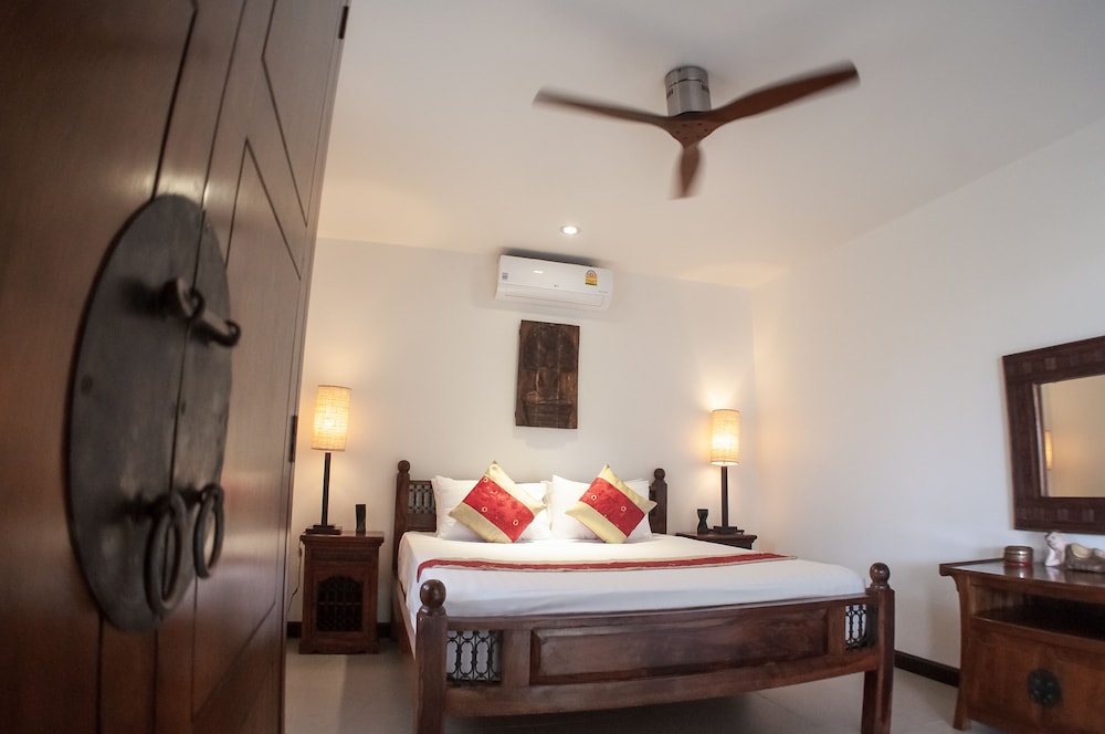 Idyllic Samui Beach Villa Resort