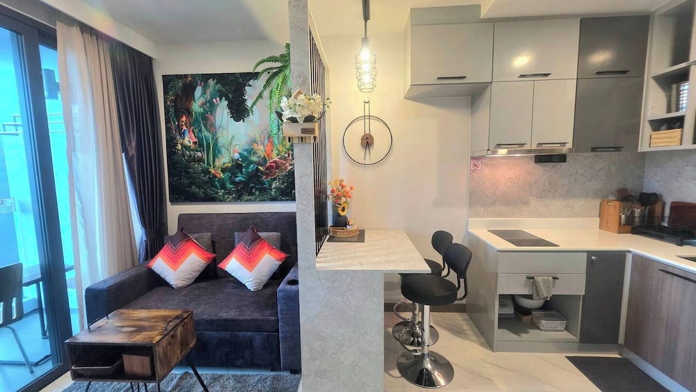 Room-a304 - 1 Bedroom Condo With Sea Vie