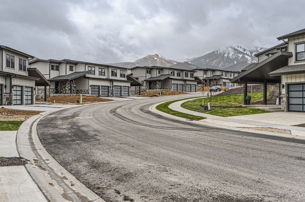 Deer Valley East Perfection On Vissen! 933 4 Bedroom Townhouse