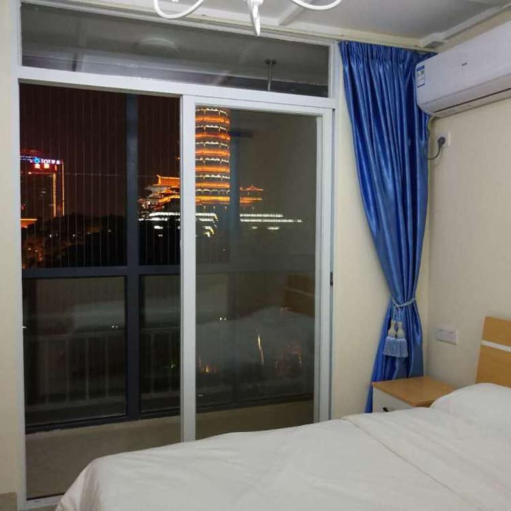 Big White's Home Xincheng Branch view 3