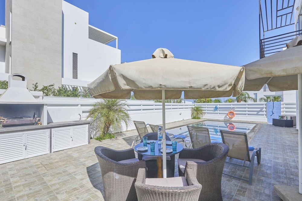 Protaras Pearl Pe18