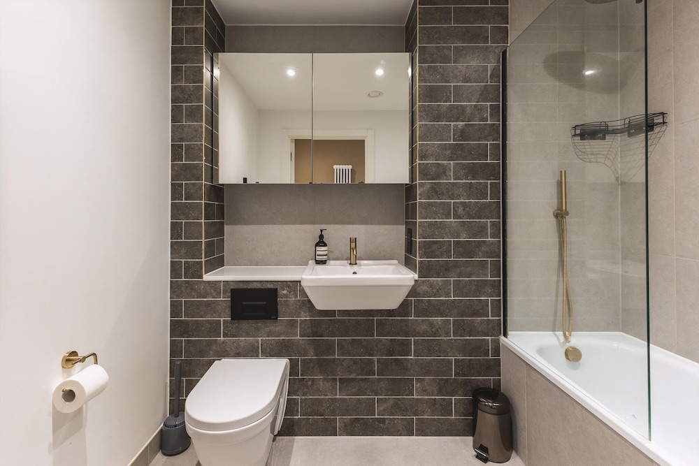 Stylish Hackney Wick Apartment With Terrace