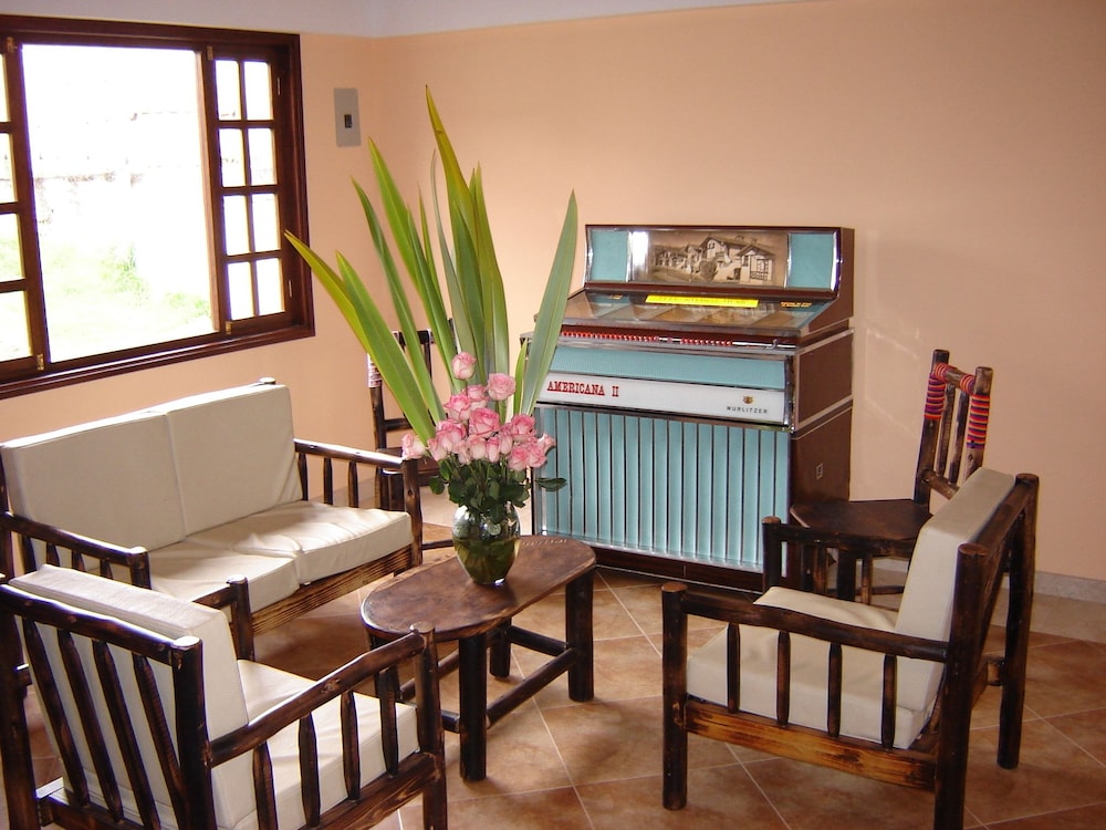 Hosteria El Surillal
