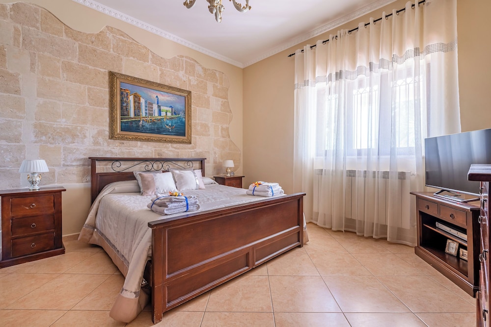 Villa Simone Vacation Villa With Wifi view 2