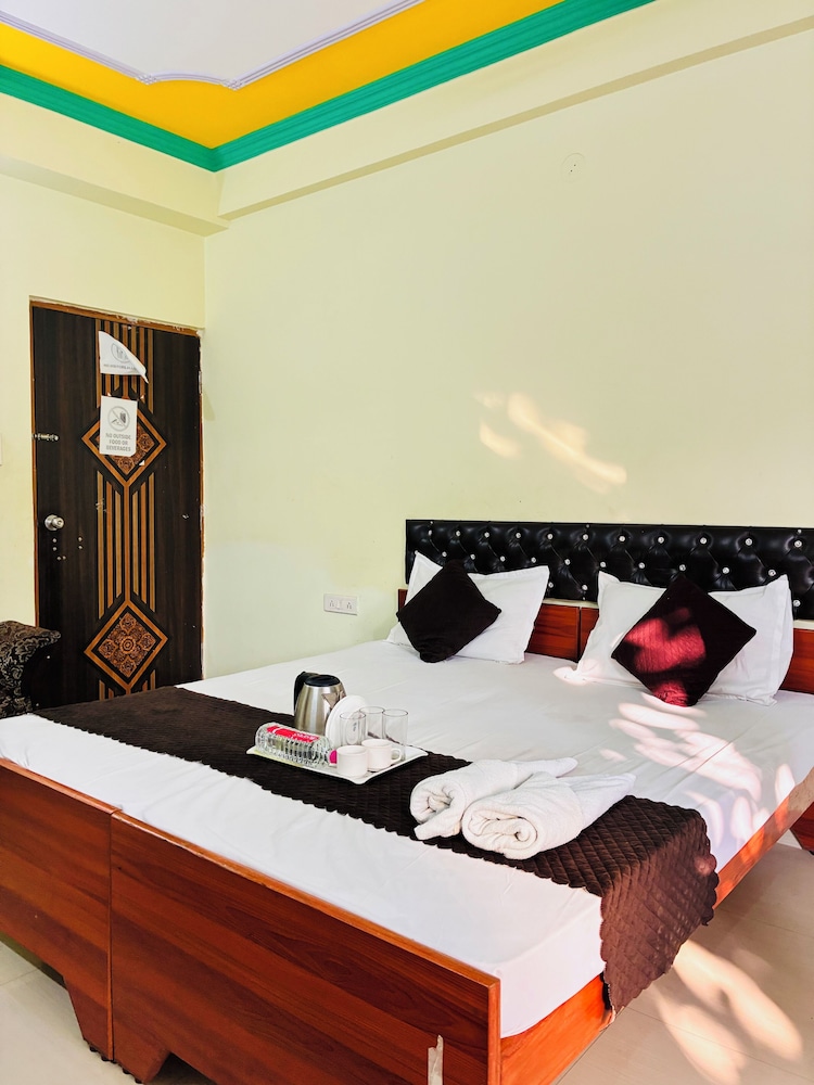 Shivanya guest house