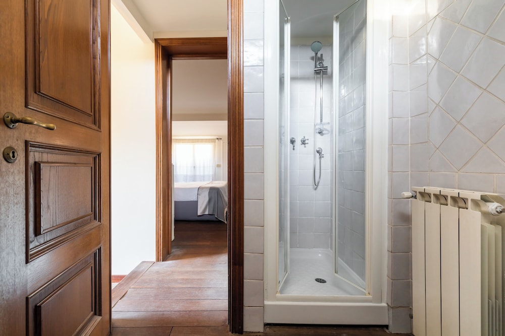 Trastevere Romantic Terraced Apartment