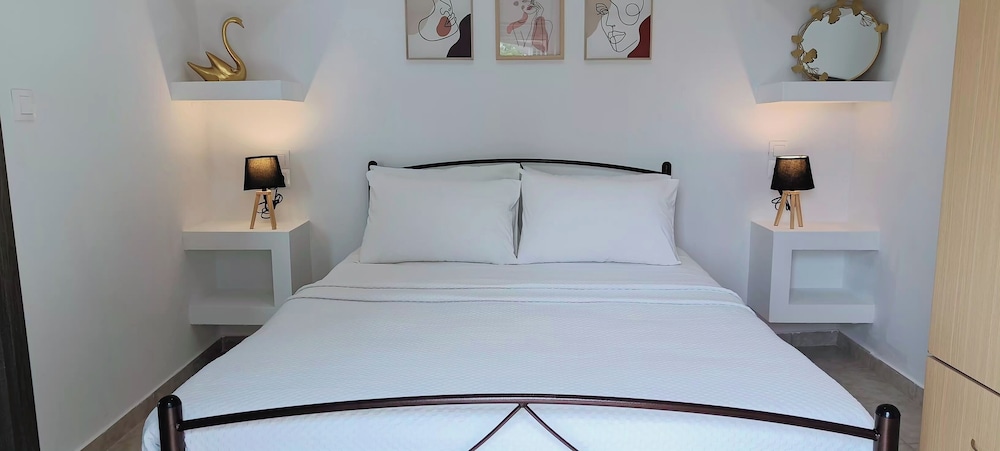 SkyFrame Apartments